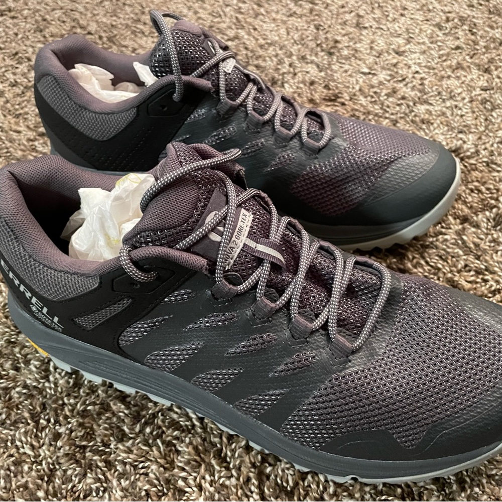 Merrell Nova 2 Gore Tex Hiking Shoes - Picture 2 of 6